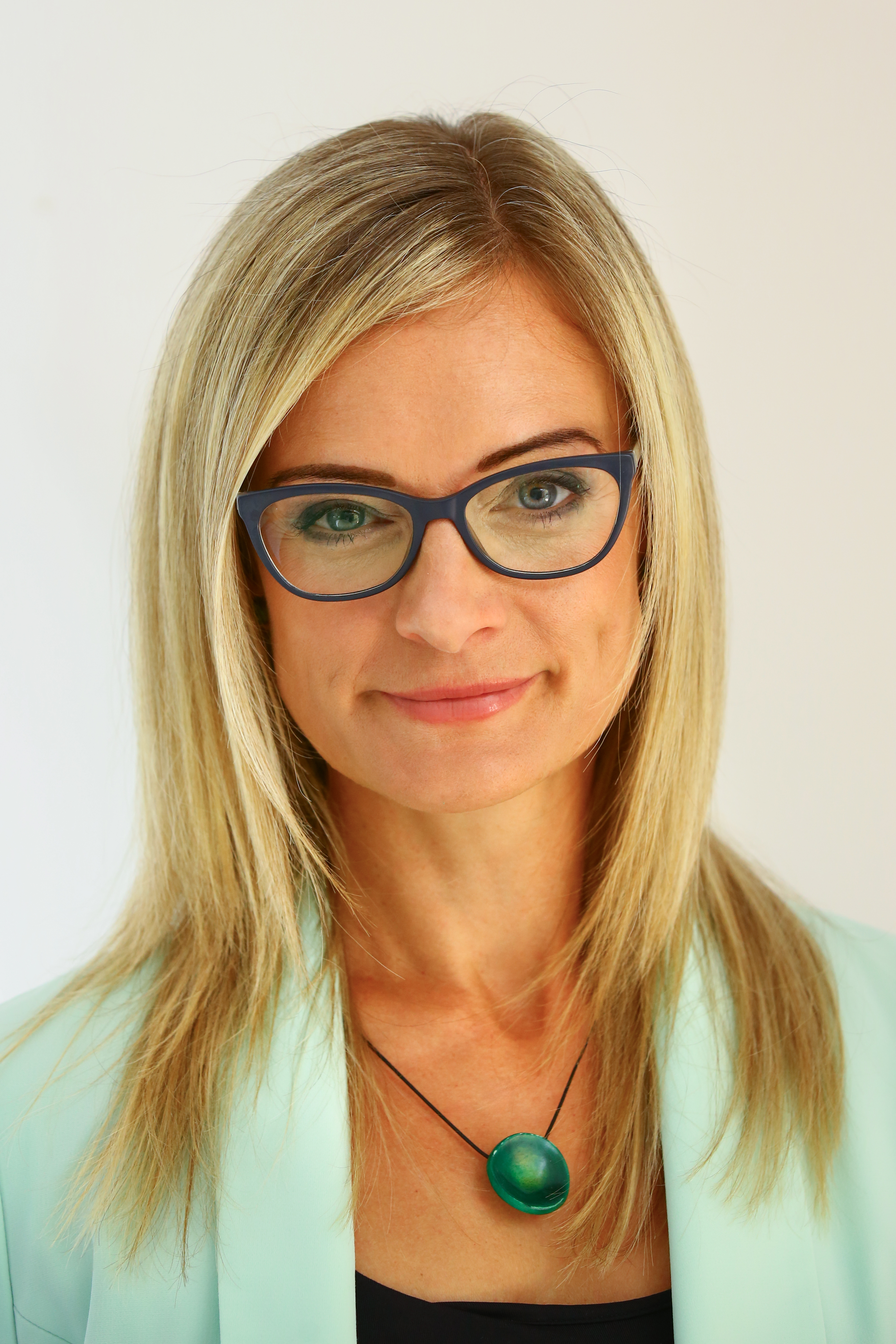Dr. Kuna Ágnes 